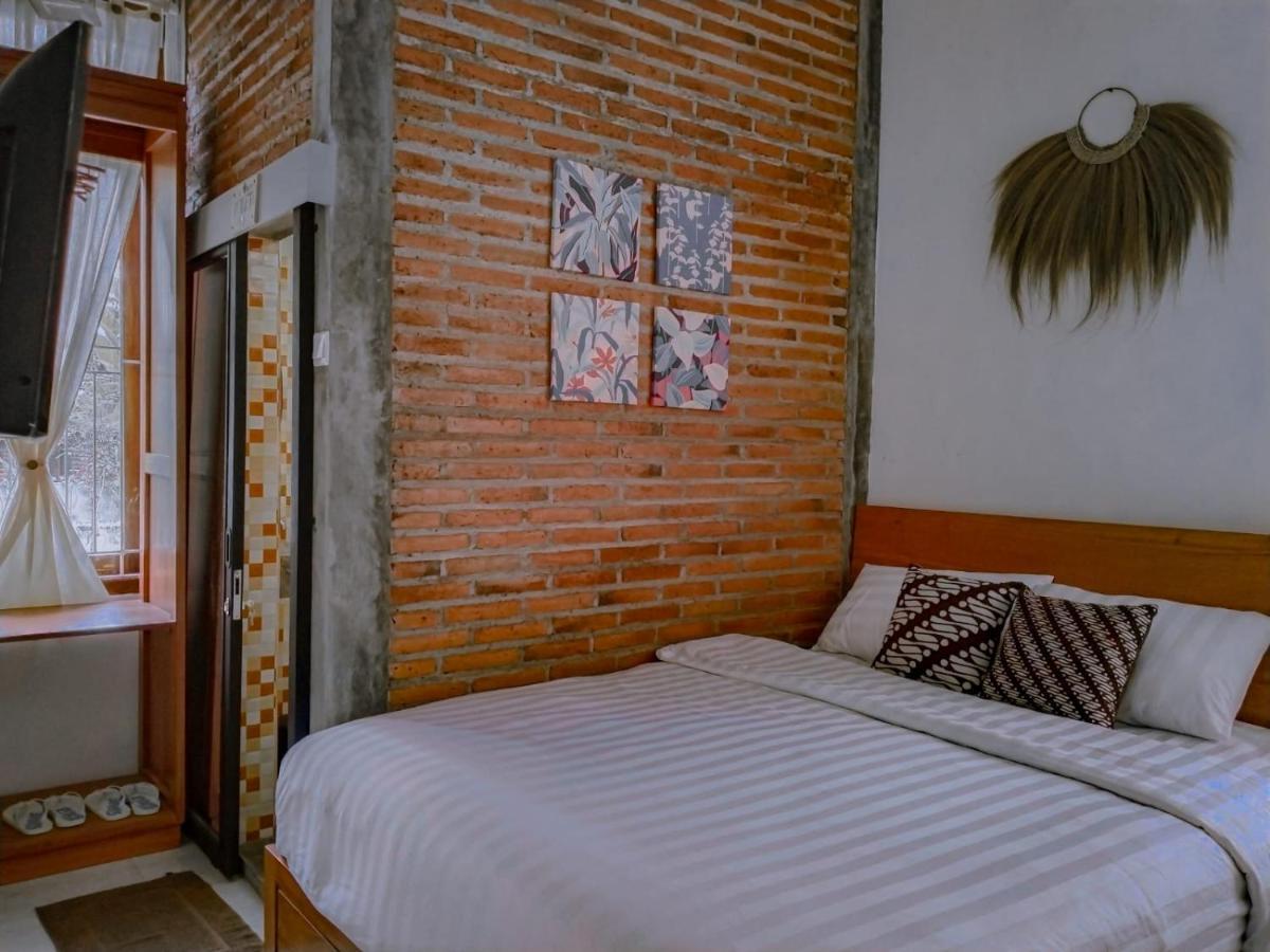 Inn House Homestay Dadapan Exterior foto