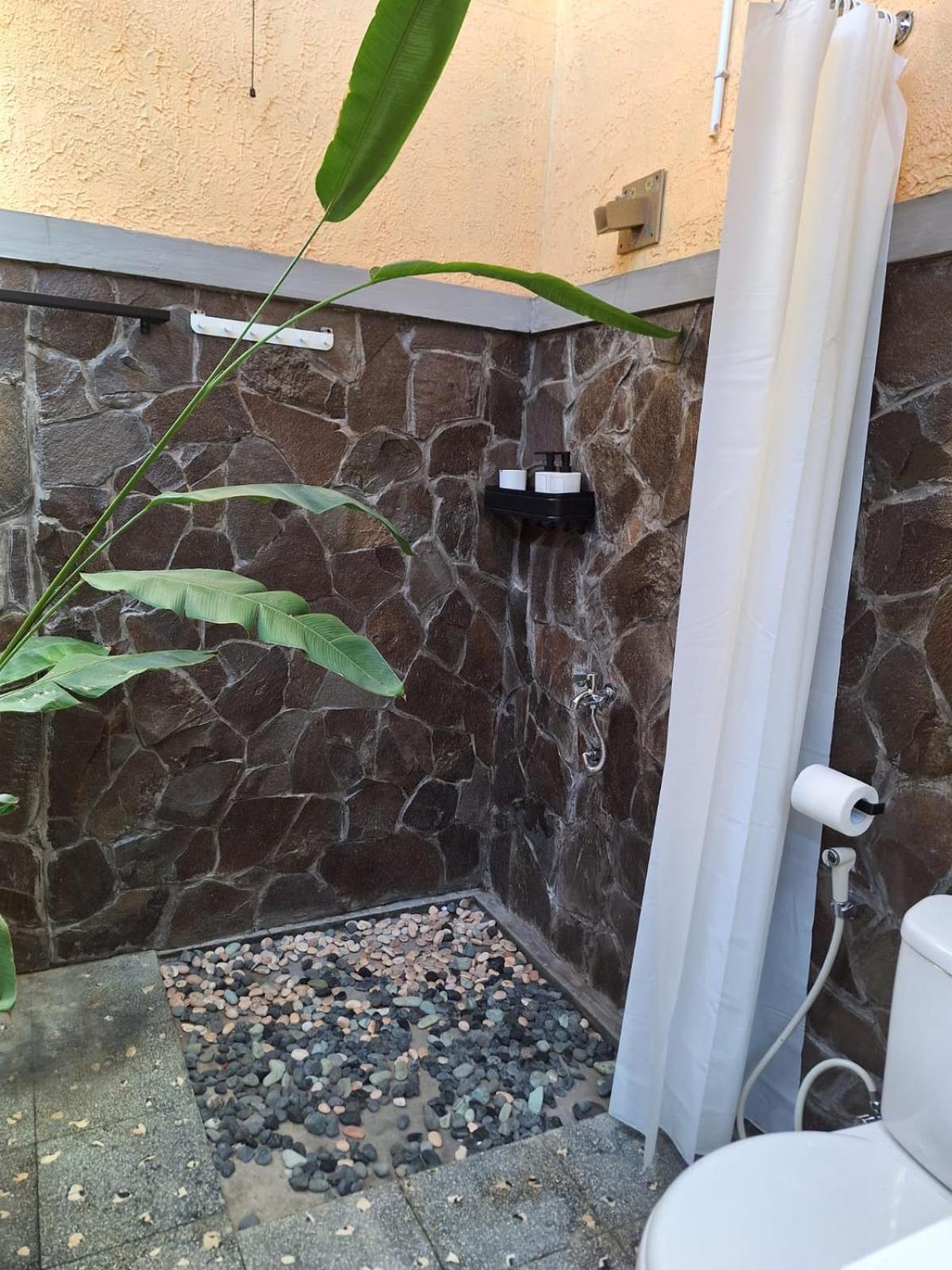 Inn House Homestay Dadapan Exterior foto