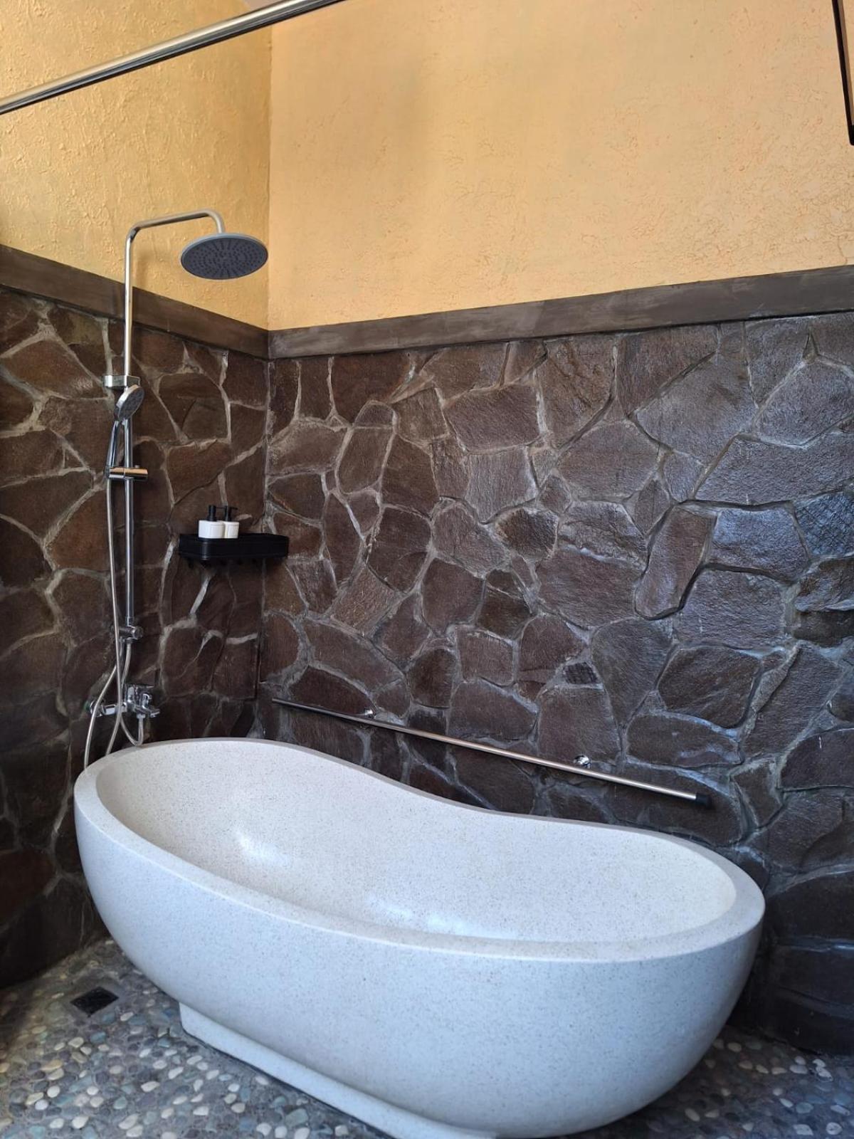 Inn House Homestay Dadapan Exterior foto