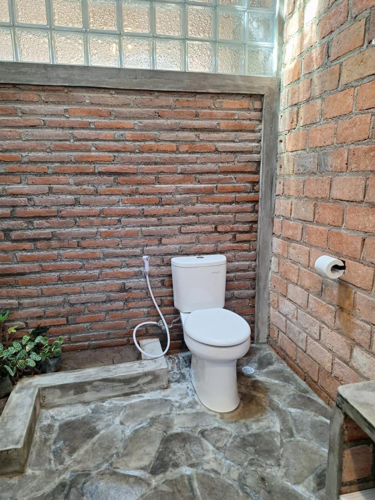 Inn House Homestay Dadapan Exterior foto