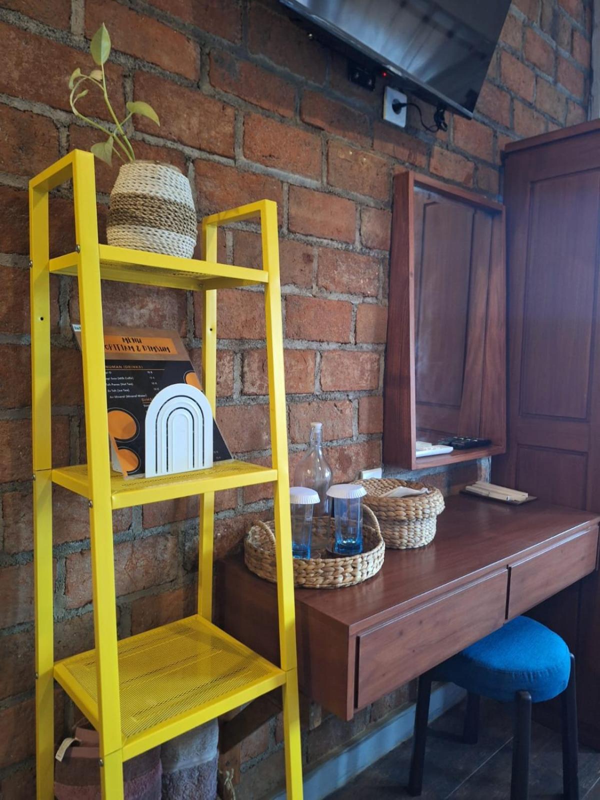 Inn House Homestay Dadapan Exterior foto